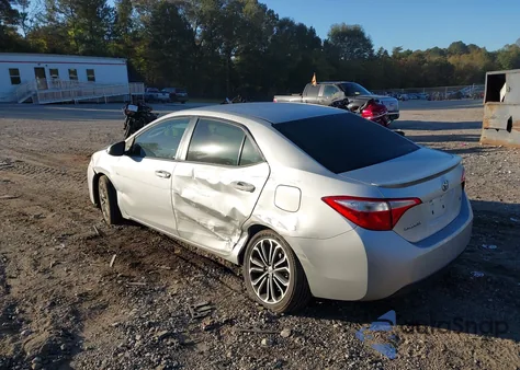 2016 Toyota Corolla S Plus z USA, uszkodzony, nr VIN 5YFBURHE4GP493859